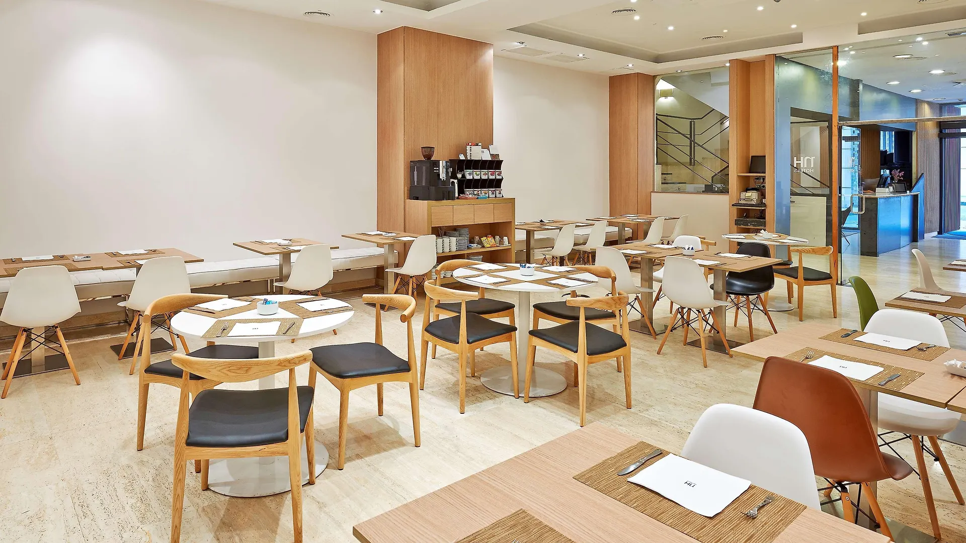 Nh Bilbao Deusto Hotel 3*,