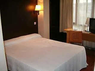 Nh Bilbao Deusto Hotel